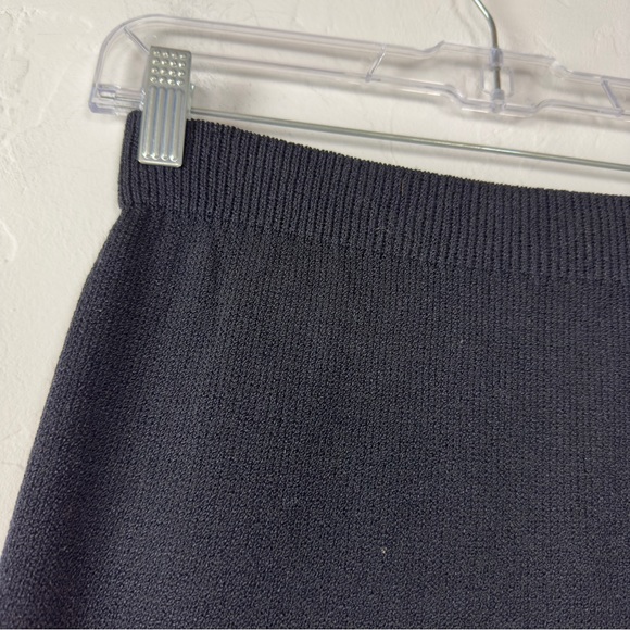 St John Collection Skirt Solid Black Knit Santana Sweater Pull On Elastic Waist - Picture 3 of 7